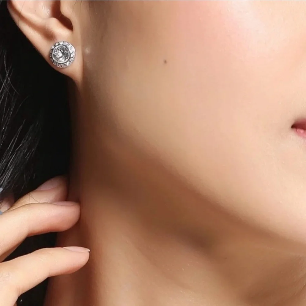 Authentic Swarovski Angelic Purple ( Violet ) Stud Earrings, 5501280.RARE.BNIB. - Picture 6 of 7